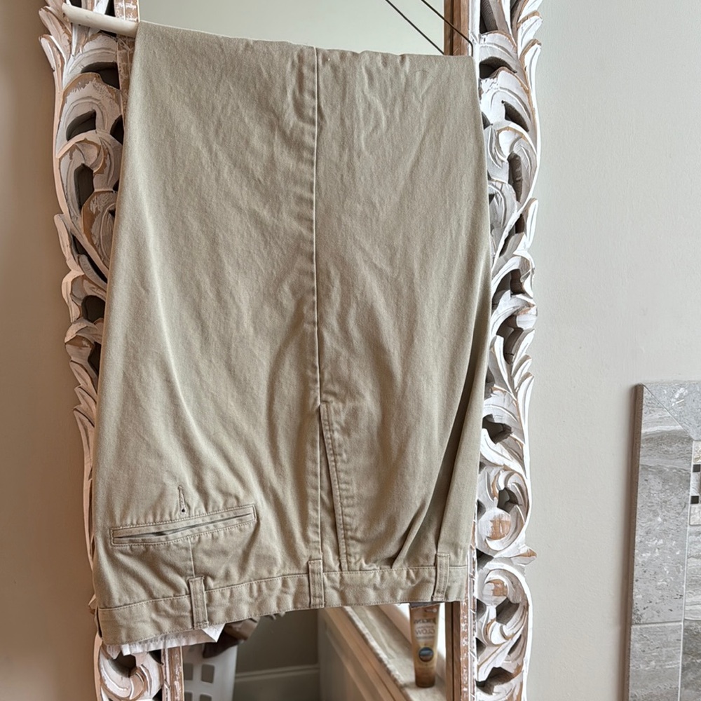 Tommy Hilfiger khaki pants 38x34